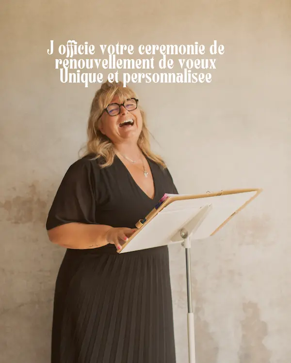 Marie qui officie une cérémonie laique